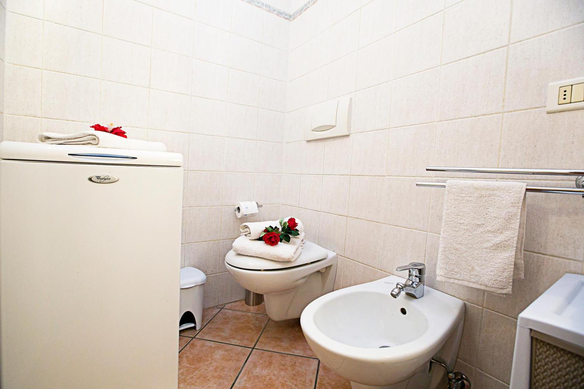 Appartamento Centro Storico Riva 2 Esterno foto